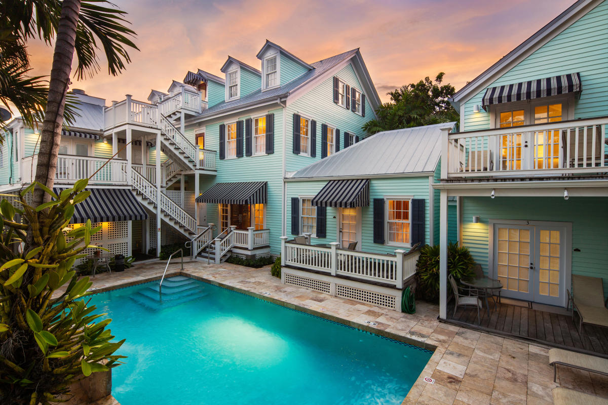 Marquesa Hotel boutique inn at the corner of Duval and Fleming Street, Key West