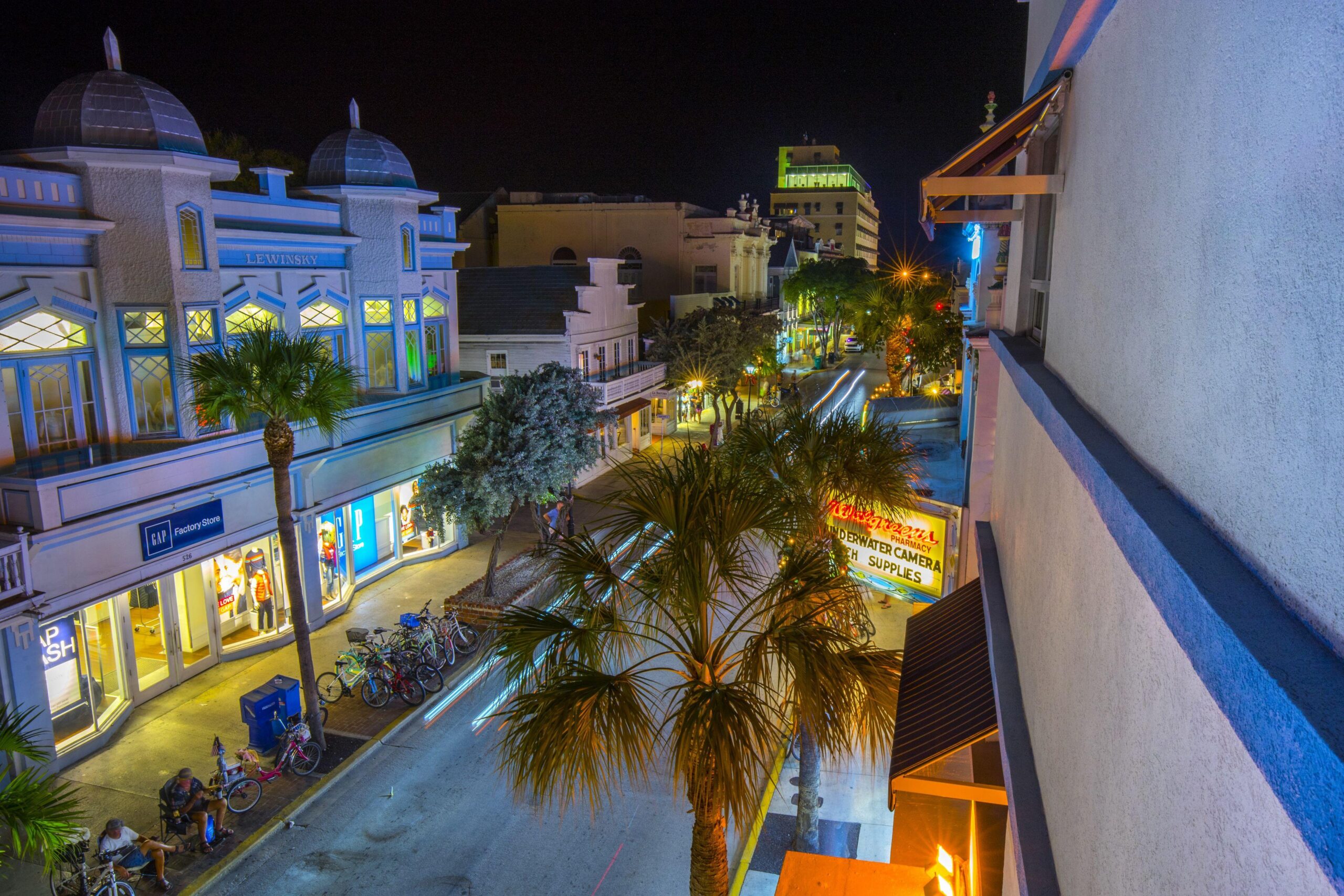 Pegasus Hotel rooftop pool at Duval and Southard Street, Key West