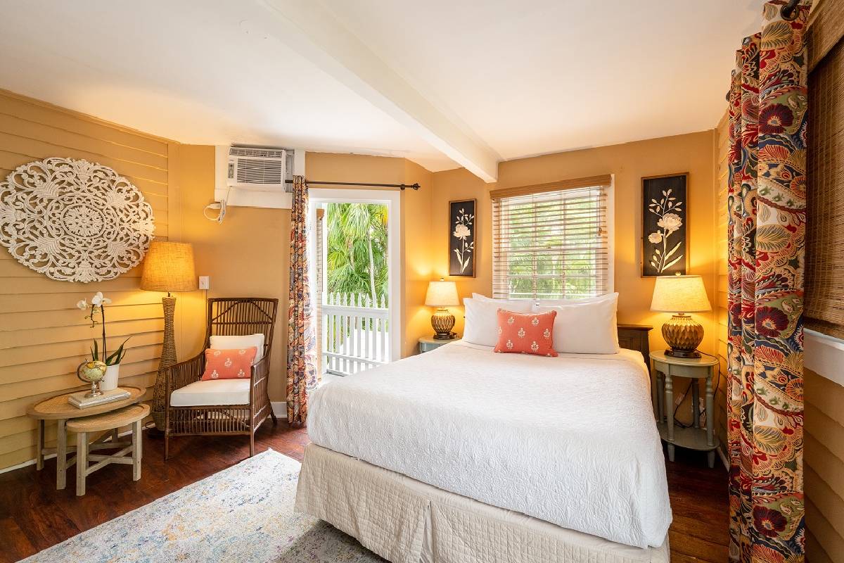 Old Town Manor bed and breakfast Key West Victorian manor garden courtyard on Eaton Street