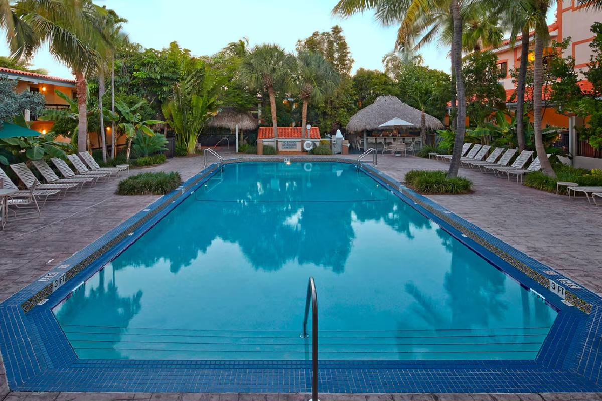 Courtyard by Marriott Key West Waterfront Gulf-side hotel with no-fee pool and tiki bar